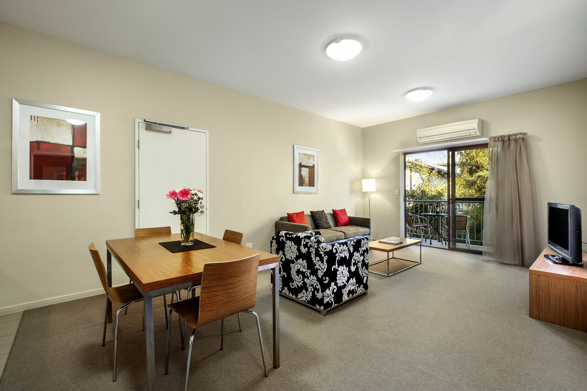Gladstone Downtown Central Apartment Hotel Official Eksteriør billede